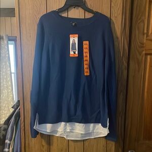 XXL Navy Sweater with White Trim